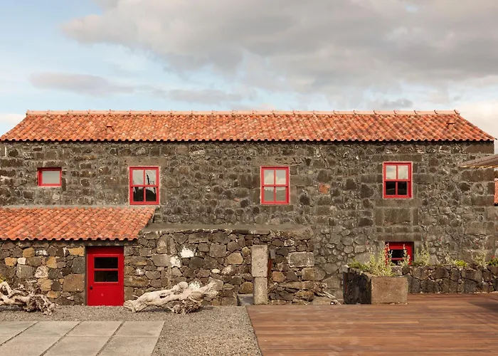 Adega Do Fogo * São Roque do Pico